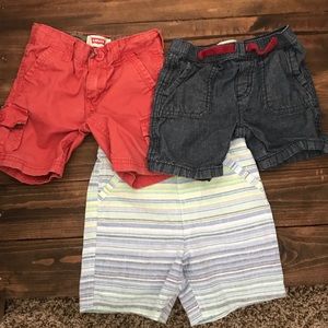 2 pairs of Levi’s one cat and jack